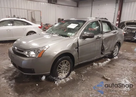 2008 Ford Focus Se/Ses из США, поврежденный, VIN 1FAHP35N68W283894